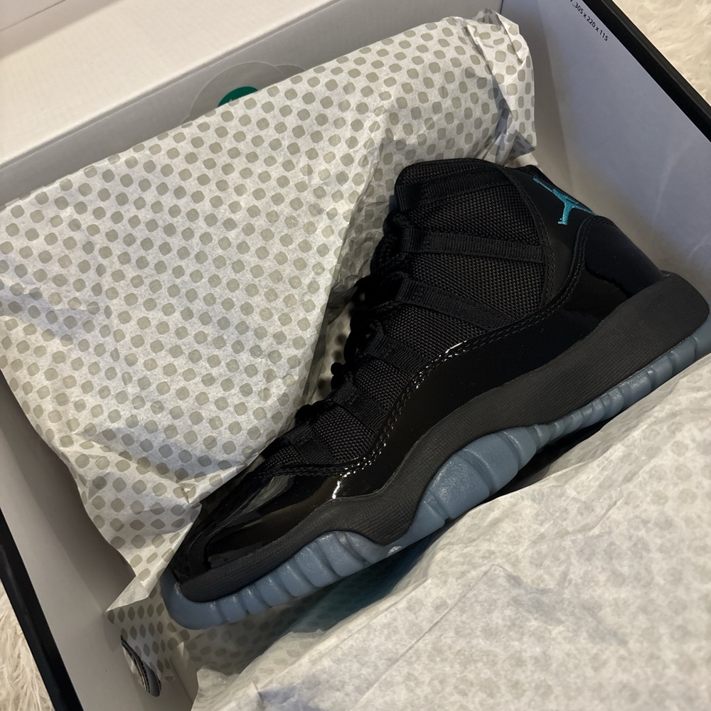 Kids Jordan 11 Gammas Brand new sneakers